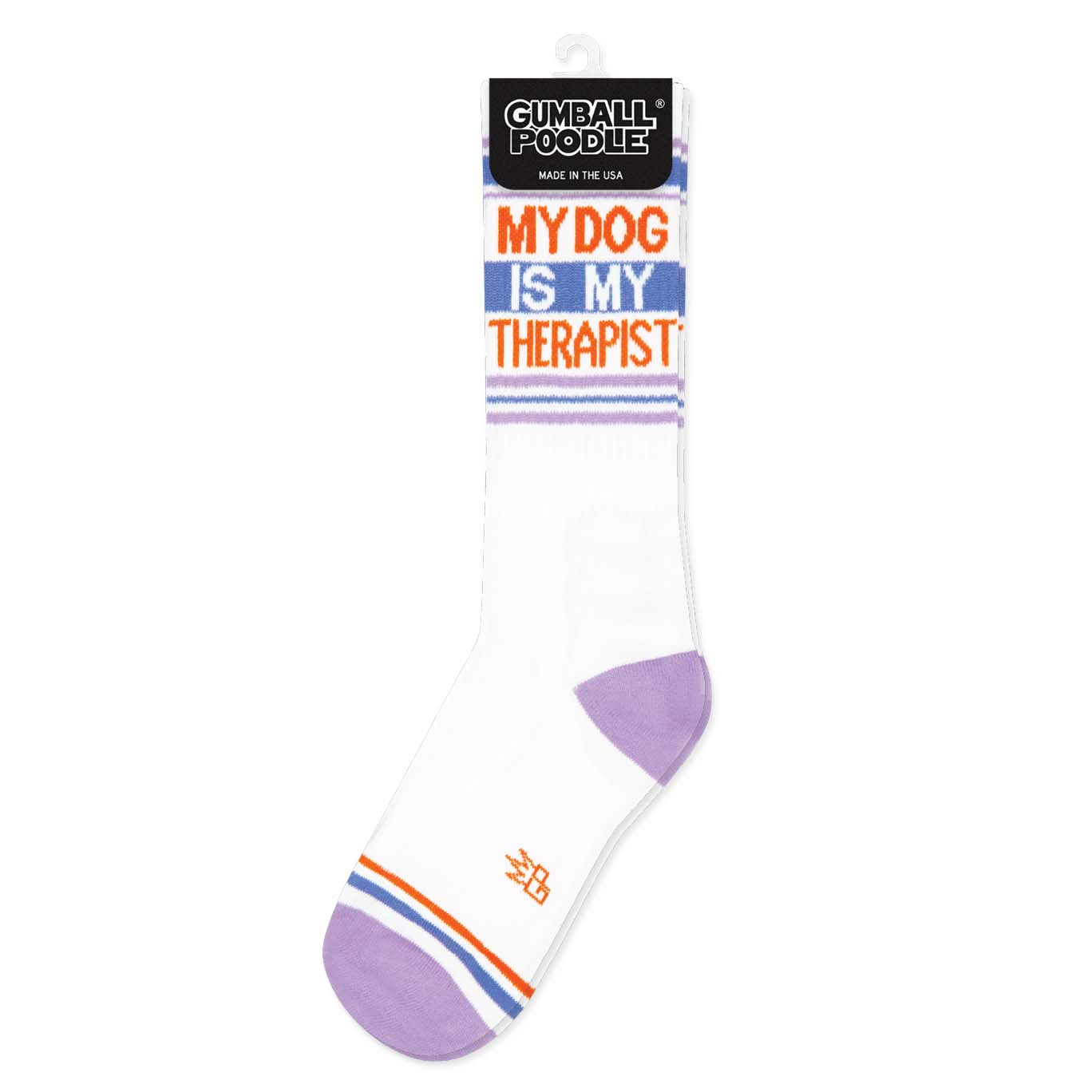 Ein Paar Socken inden Farben weiß mit blau, rot und Flieder. Die Aufschrift sagt my dog is my therapist. Die sockenspitze zeigt nach links.